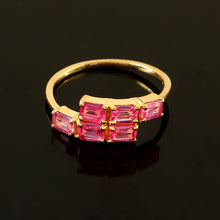 Load image into Gallery viewer, 1.50 CT PINK SAPPHIRE & 14K YELLOW GOLD PRONG SETTING RING