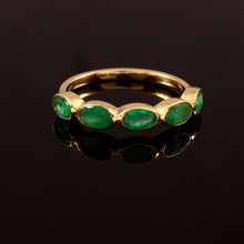 Load image into Gallery viewer, 1.60 CT EMERALD & 14K YELLOW GOLD BEZEL SETTING RING