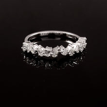 Load image into Gallery viewer, 0.50 CT DIAMOND & 14K WHITE GOLD FANCY SHAPE RING