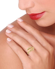 Load image into Gallery viewer, DIAMOND AND BAGUETTE 14K YELLOW GOLD RING