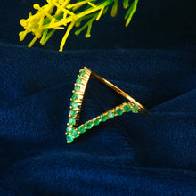 Load image into Gallery viewer, EMERALD AND 14K YELLOW GOLD RING