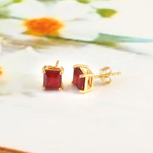 Load image into Gallery viewer, RUBY AND 14K YELLOW GOLD SQUARE SHAPE STUDS EARRING