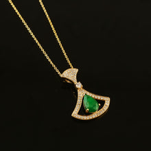 Load image into Gallery viewer, DIAMOND AND 14K YELLOW GOLD WITH EMERALD PENDANT CHAIN