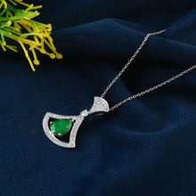 Load image into Gallery viewer, DIAMOND AND 14K WHITE GOLD WITH EMERALD PENDANT CHAIN