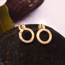 Load image into Gallery viewer, 0.20 CT DIAMOND & 14K YELLOW GOLD STUD EARRING