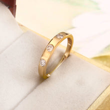 Load image into Gallery viewer, DIAMOND AND 14K YELLOW GOLD RING