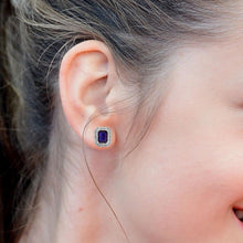 Load image into Gallery viewer, DIAMOND AND 14K WHITE GOLD BLUE SAPPHIRE STUDS EARRING
