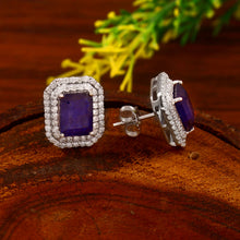 Load image into Gallery viewer, DIAMOND AND 14K WHITE GOLD BLUE SAPPHIRE STUDS EARRING