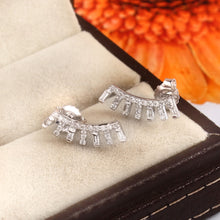 Load image into Gallery viewer, 0.25 CT DIAMOND AND BAGUETTE 14K WHITE GOLD EARRING