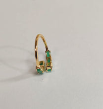 Load image into Gallery viewer, 1.60 CT EMERALD & 14K YELLOW GOLD RING