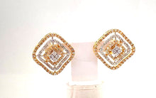 Load image into Gallery viewer, 1.09Ct Diamond 18K Yellow Gold Earring
