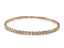 Load image into Gallery viewer, 1.95Ct Diamond flexible Bangle 14K Gold
