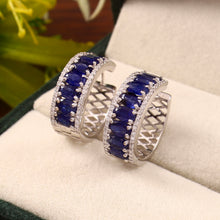 Load image into Gallery viewer, 0.45 CT DIAMOND &amp; 4.90 CT BLUE SAPPHIRE OVAL 14 K WHITE GOLD HOOP
