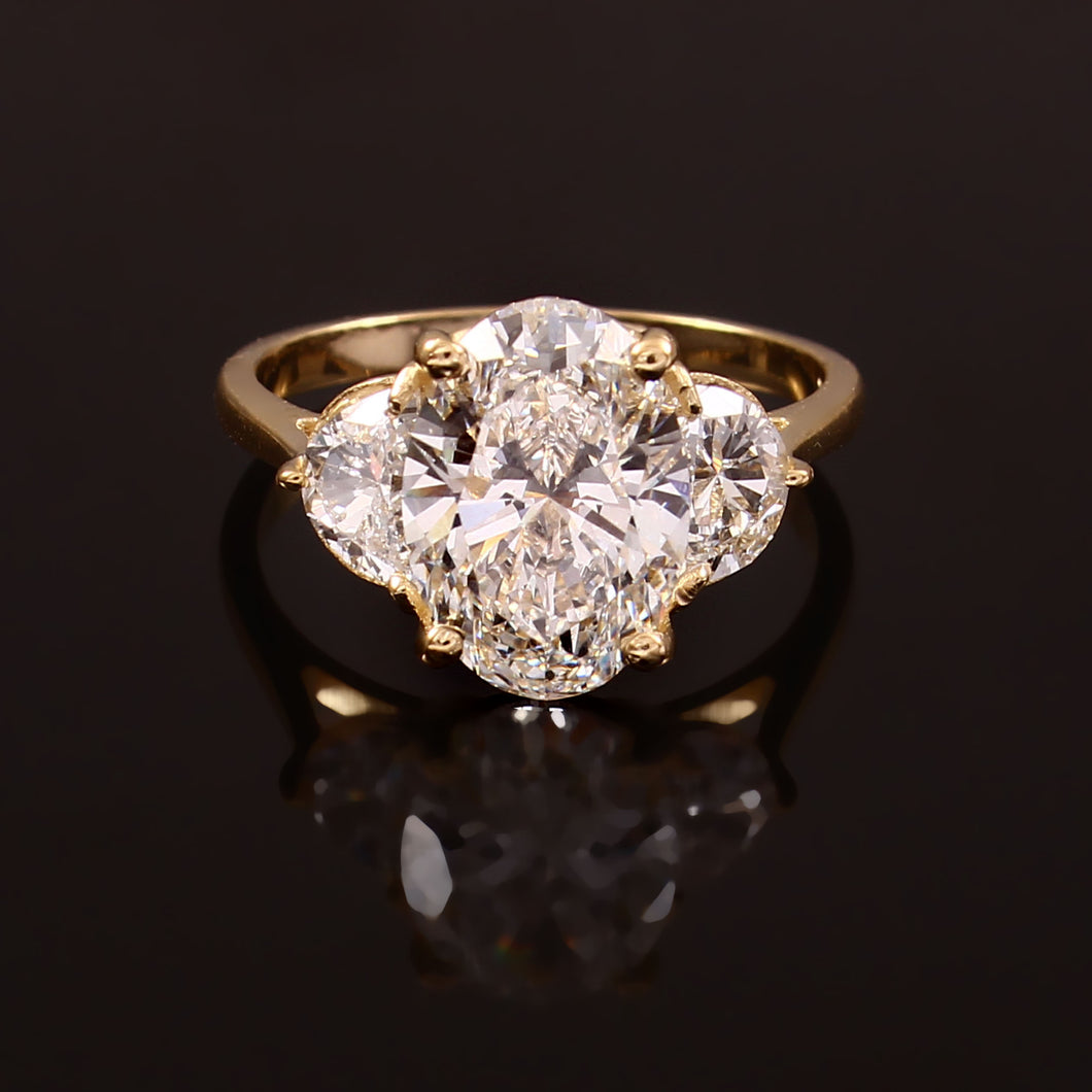 5.00 CT LAB GROWN DIAMOND & 14K YELLOW GOLD HALF MOON SHAPE AND OVAL SOLITAIRE RING