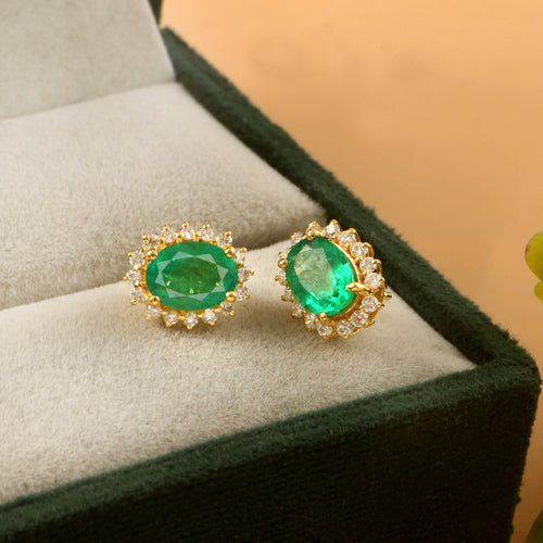 0..43 CT DIAMOND & 2.30 CT EMERALD 14K YELLOW GOLD STUDS EARRING