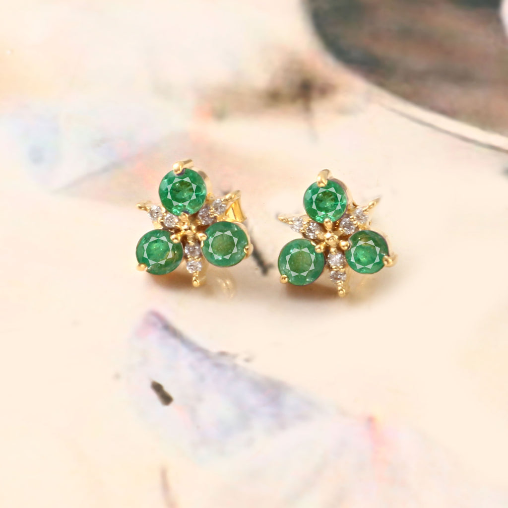 0.07 CT DIAMOND & 0.50CT EMERALD 14K YELLOW GOLD STUDS