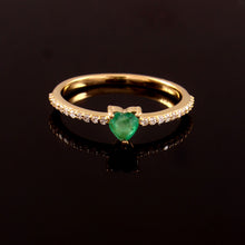 Load image into Gallery viewer, 0.15 CT DIAMOND &amp; 0.20 CT EMERALD HEART SHAPE 14K YELLOW GOLD RING
