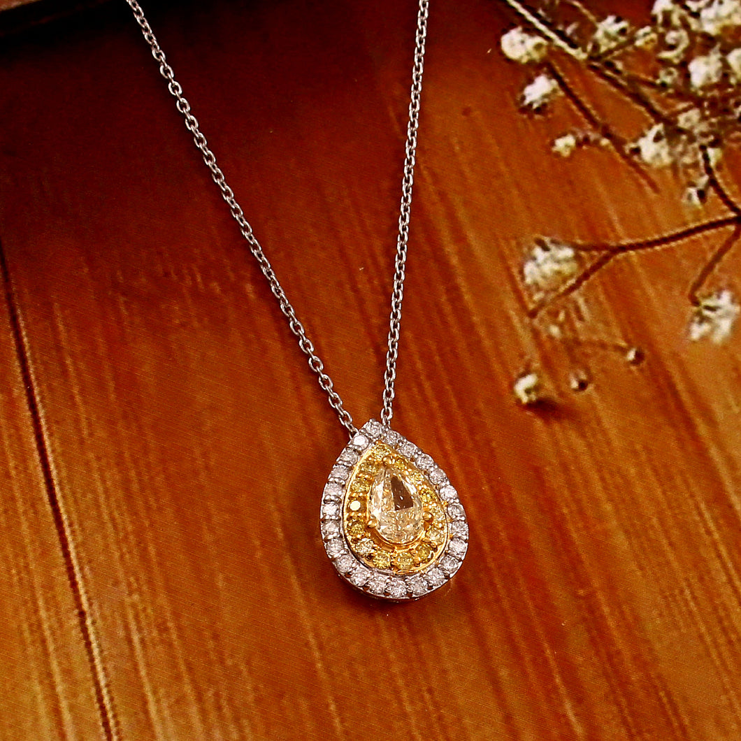 0.60 CT WHITE AND YELLOW PEAR SHAPE DIAMOND 14K WHITE GOLD CHAIN NECKLACE