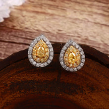 Load image into Gallery viewer, 0.95 CT DIAMOND YELLOW PEAR SHAPE 14K WHITE YELLOW GOLD STUDS
