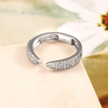 Load image into Gallery viewer, 0.34 CT DIAMOND AND 14K WHITE  GOLD RING
