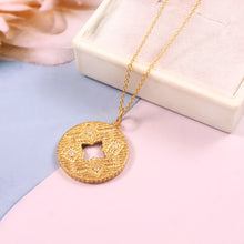 Load image into Gallery viewer, 0.10 CT DIAMOND &amp; 14K YELLOW GOLD CHAIN PENDANT
