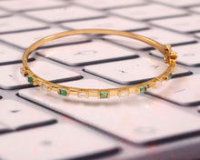 Load image into Gallery viewer, 0.60 CT DIAMOND &amp; 14K YELLOW GOLD EMERALD BANGLE
