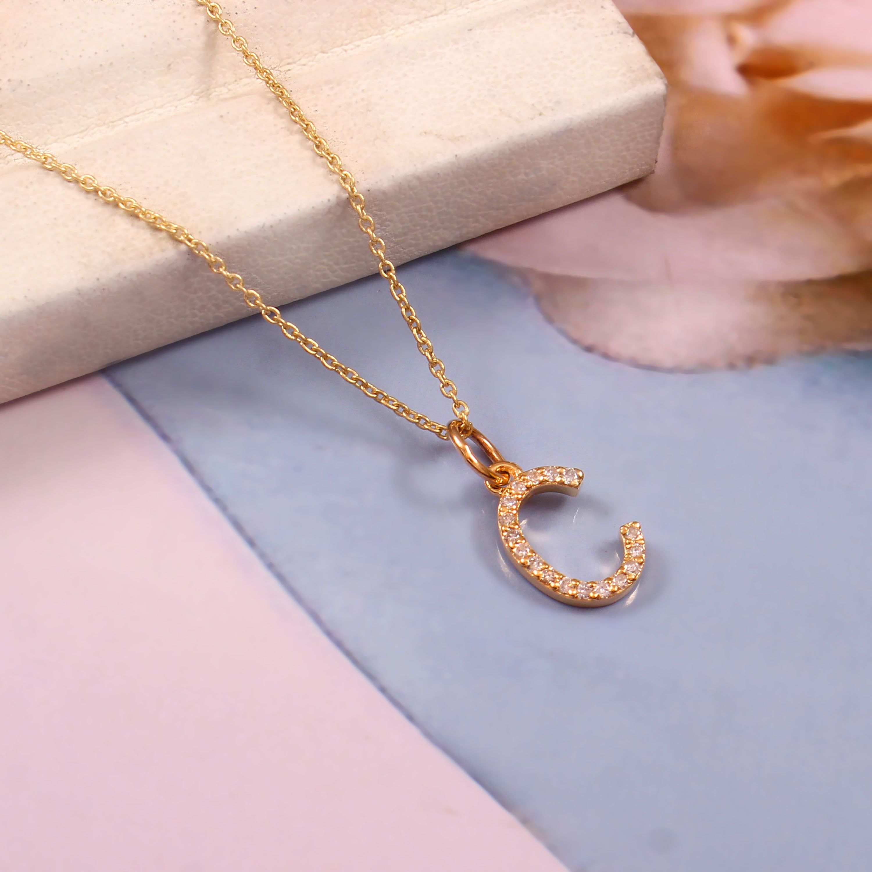 0.10 CT DIAMOND 14K YELLOW GOLD LETTER CHARM CHAIN PENDANT