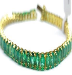12.9 Cts Marquise shape Emerald 14Kt Yellow Gold Tennis Bracelet