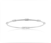 Load image into Gallery viewer, 0.24Ct Diamond Station 14k White Gold Flexible Bangle
