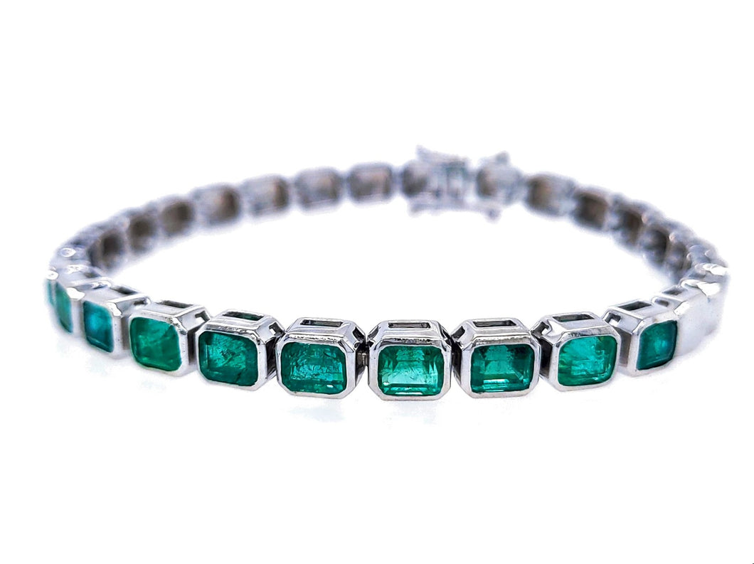 5.60 Ct bezel set Emerald Bracelet 14K White Gold