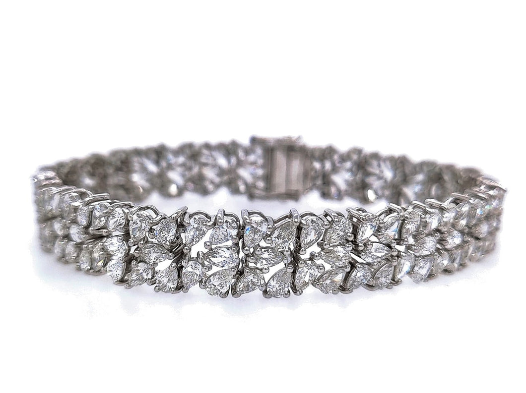 Pear Shaped Cluster diamond bracelet 18K White Gold